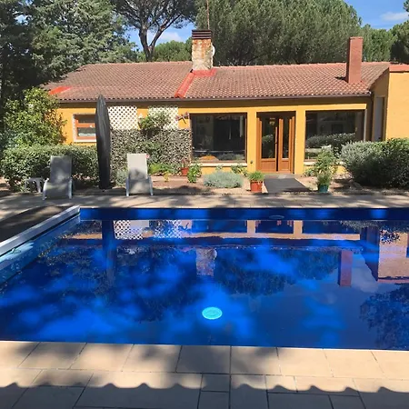 Lujosa Con Piscina Privada 9x5